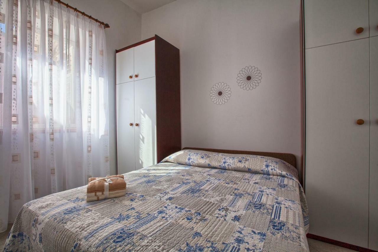 Apartment Rosy Pula Extérieur photo